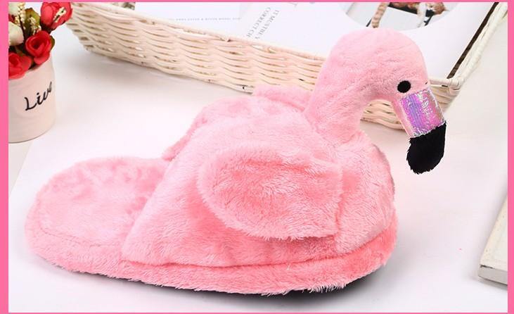 5c66e405608a2c2b9d33b2d291e00c19_c4617276-6105-4cda-987f-ef46da9a69b1.jpg - PELUCHE POUPEE