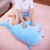 peluche-geante-baline-pleine-de-tendresse.jpg La plus grande baleine en peluche bleu clair pour câlins