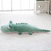corcodile en peluche sauvage mais confortable